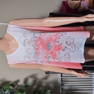 Style & Co White & Pink Smokey Hibiscus Tank